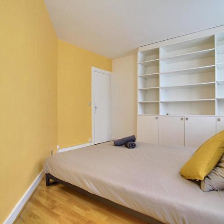 2 Bedrooms Tour Eiffel Breteuil Paris Exterior photo